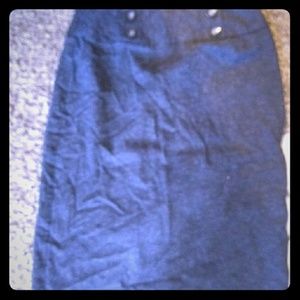 Grey pencil skirt